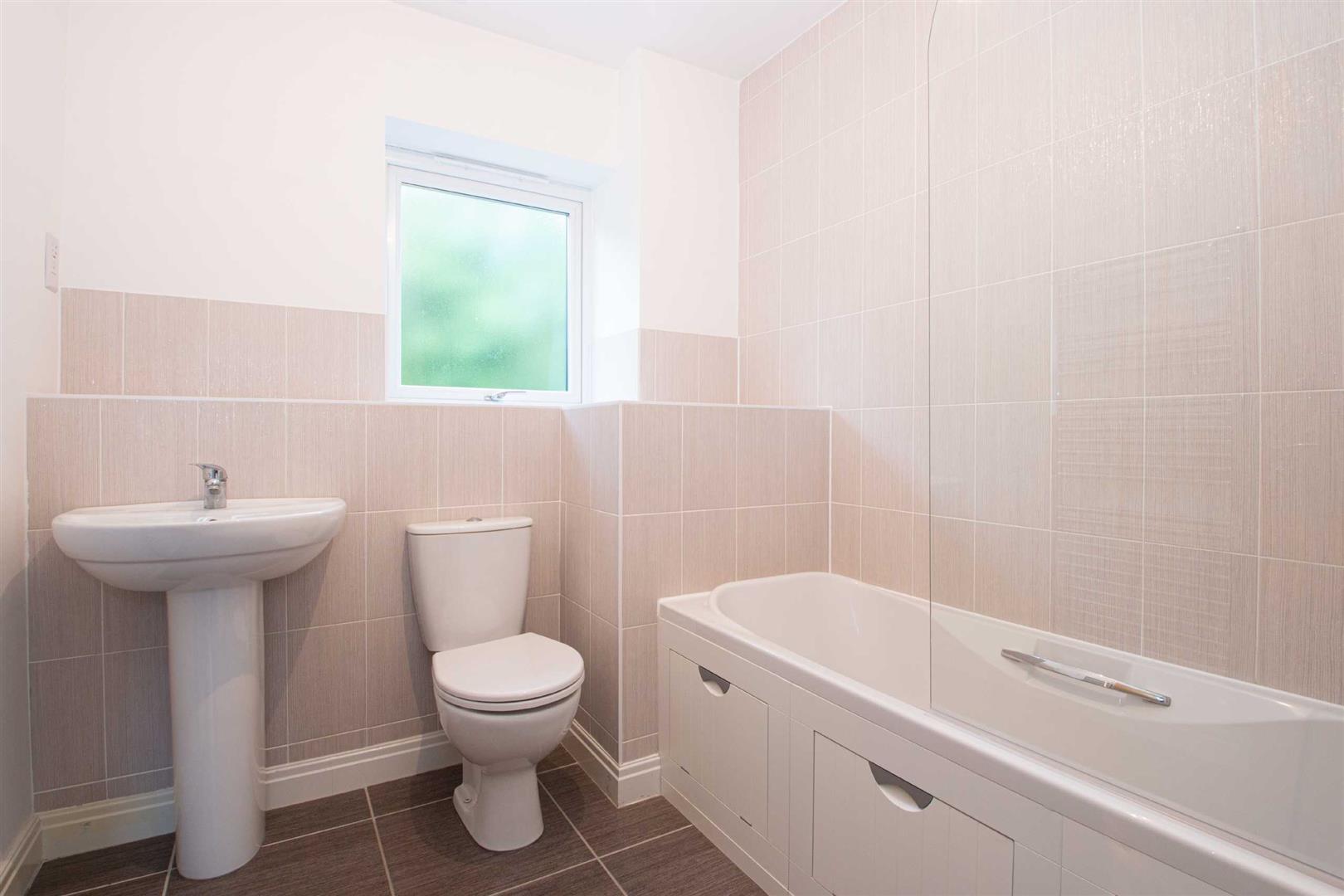 2 bed property in Norden Mead, Milton Keynes